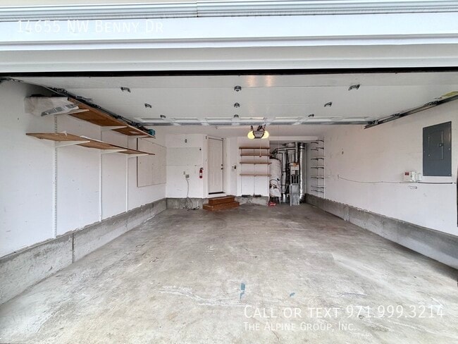 Building Photo - 14655 NW Benny Dr