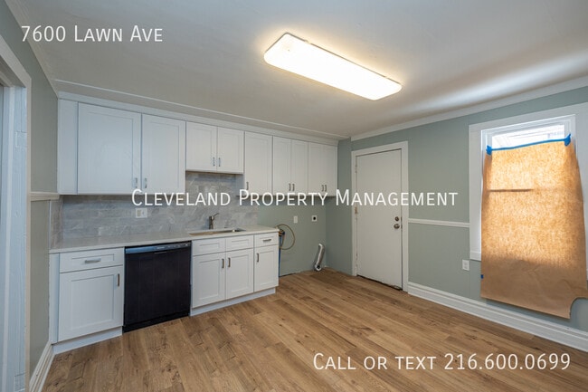 Building Photo - 7600 Lawn Ave