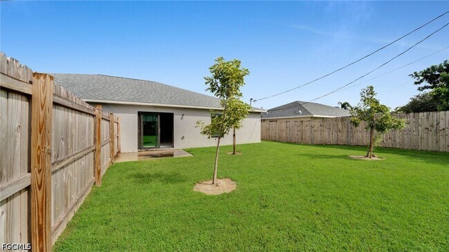 Building Photo - 1413 Academy Blvd