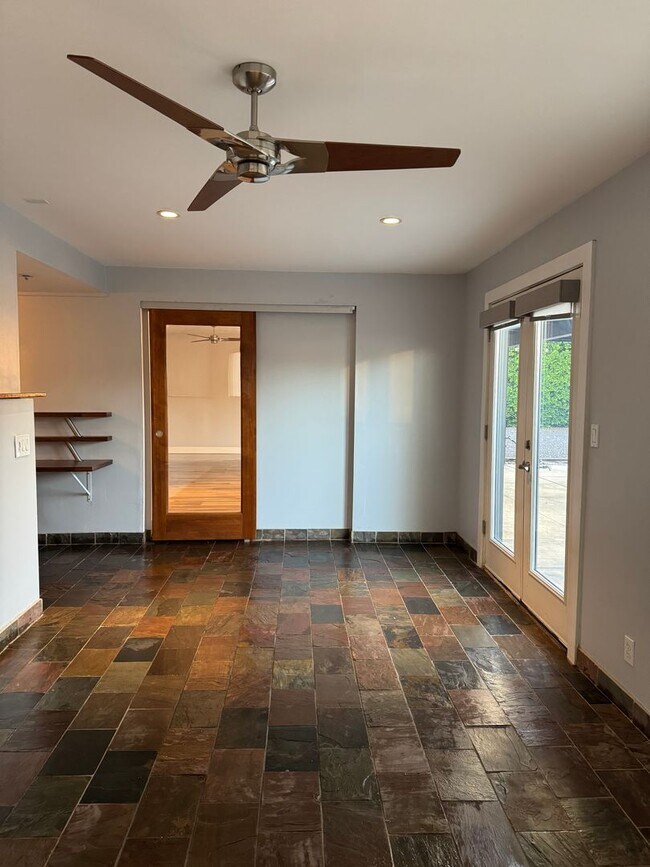 Building Photo - 3 bedroom home in Downtown Phoenix