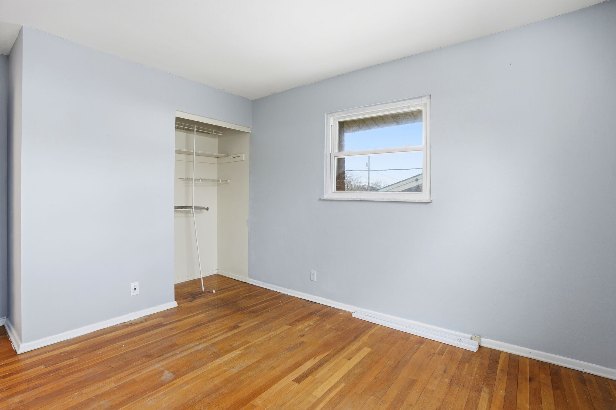 Building Photo - 704 Carlsbad Rd