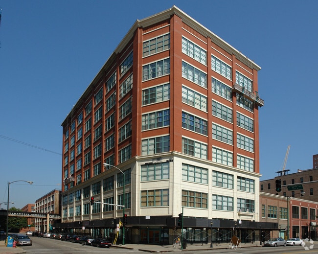 Building Photo - 1020 S Wabash Ave