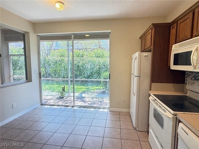 Building Photo - 9602 Roundstone Cir