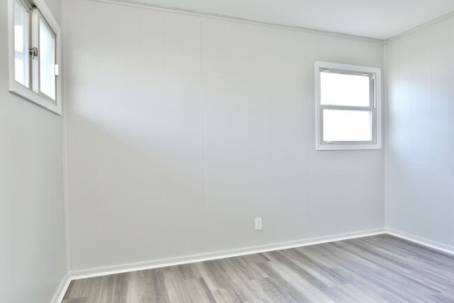 Building Photo - HOUSE for RENT in Champion Twp!