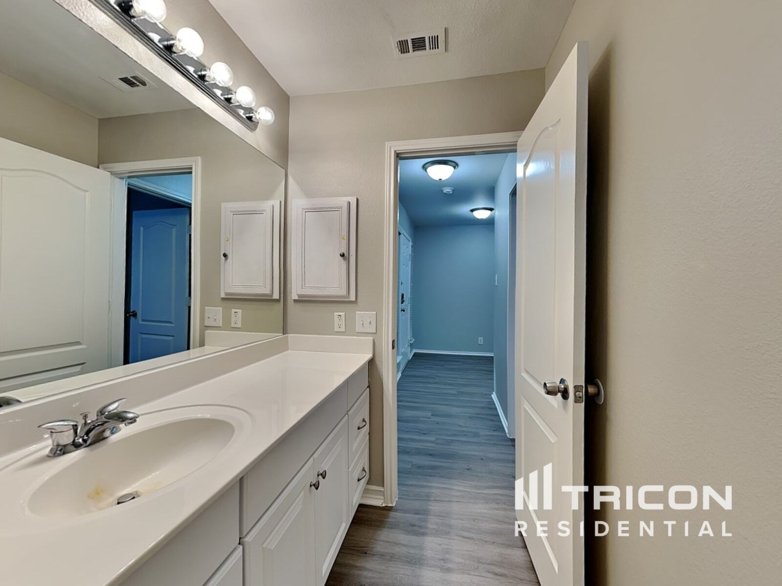 Building Photo - 227 Rock Springs Dr