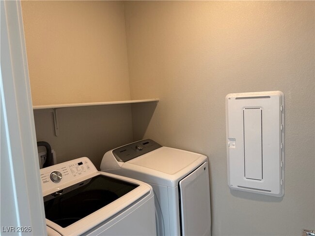 Building Photo - 2384 Switchback Valley Street