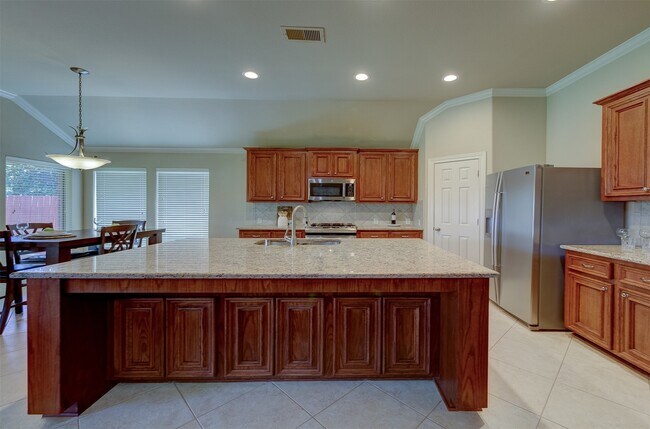 Building Photo - 13506 White Cloud Ct