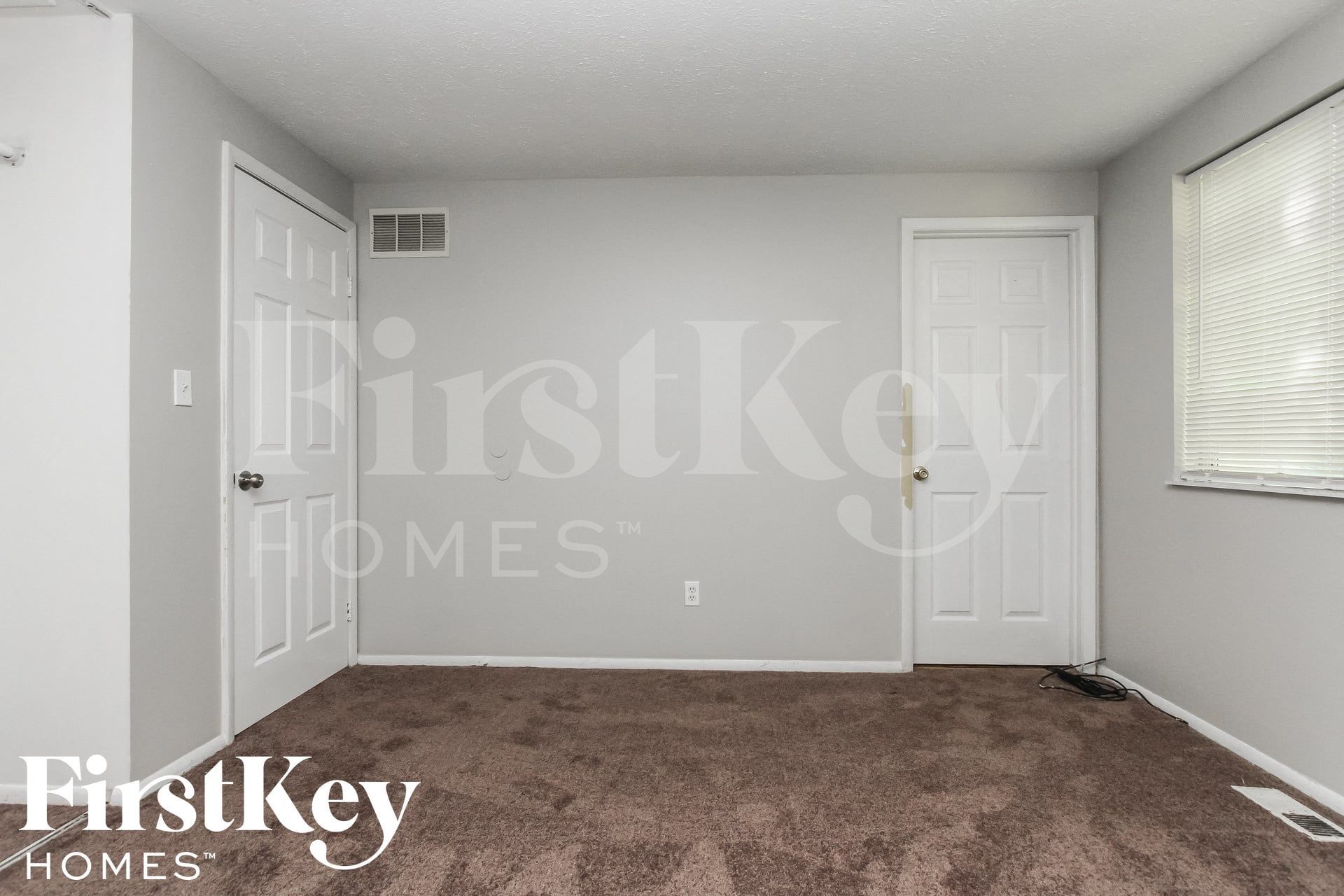 Building Photo - 2530 Fairhaven Dr