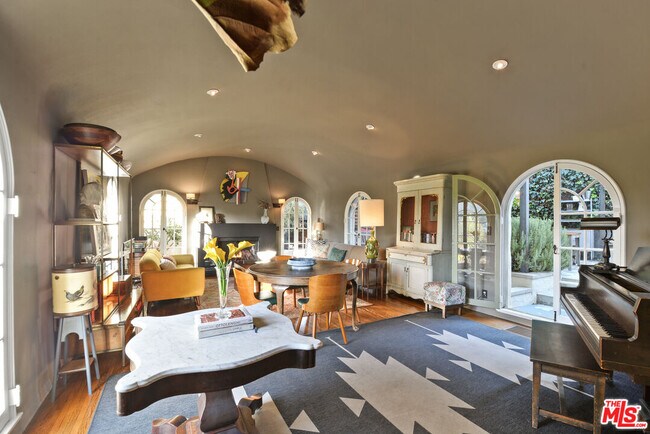 Building Photo - 6717 Whitley Terrace