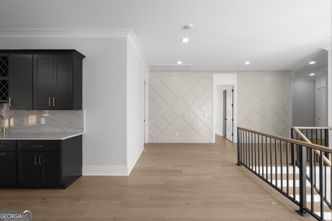 Building Photo - 407 Thunder Rd