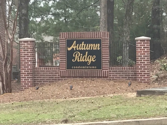 Building Photo - 951 Frontage Rd