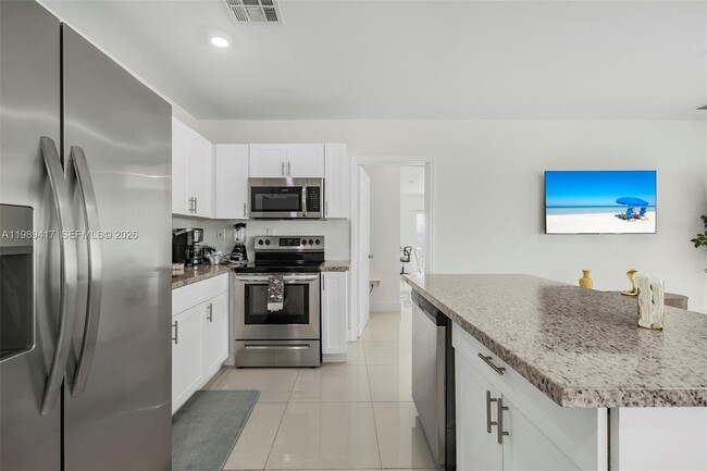 Building Photo - 1924 SW 20th St