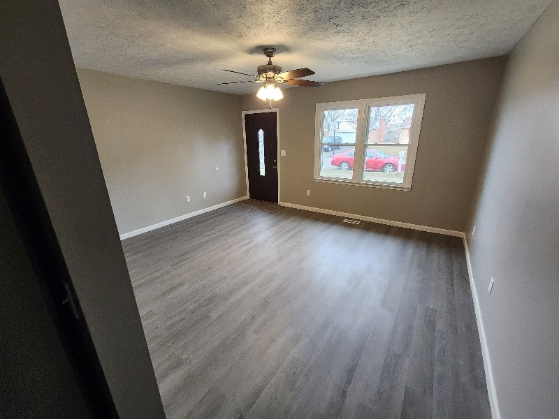 Building Photo - 1146 Morris Ave