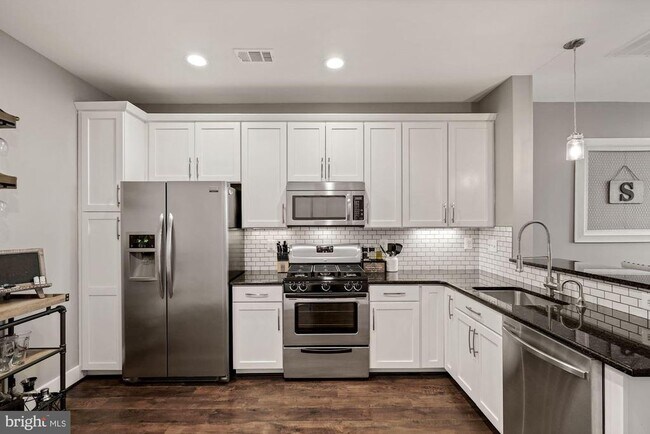 Building Photo - 22682 Verde Gate Terrace