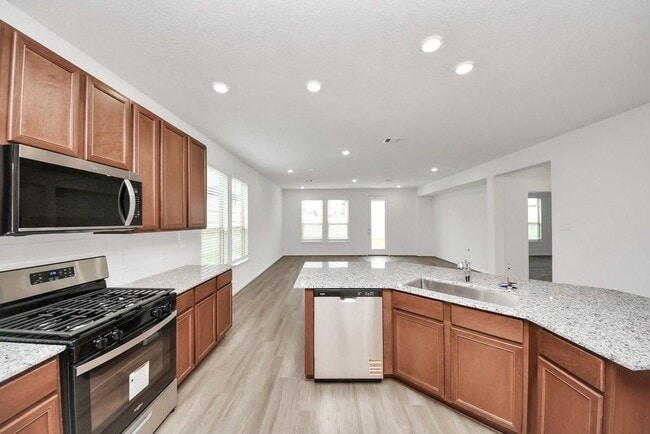 Building Photo - 18211 Hidden Dahlia Dr