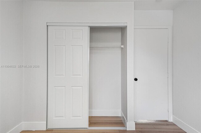 Building Photo - 7201 NW 46th Ct