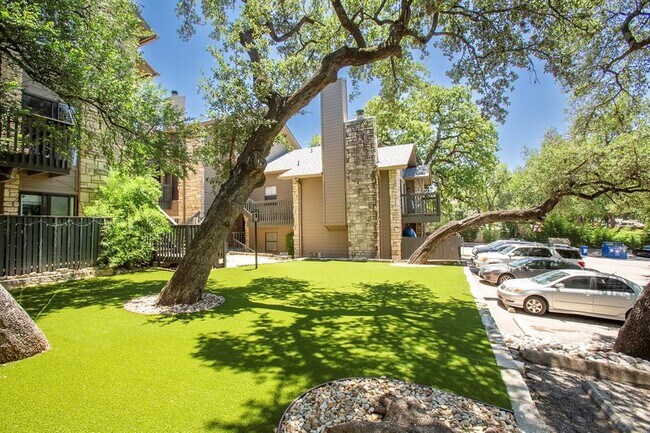 Building Photo - 3627 Menchaca Rd