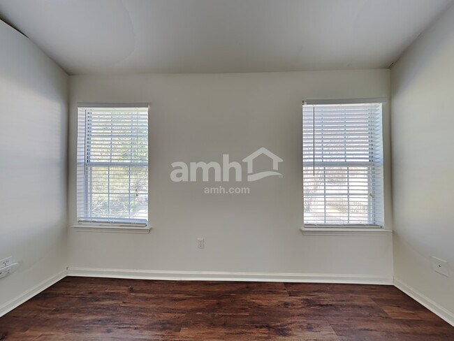 Building Photo - 4 Cherrystone Ct