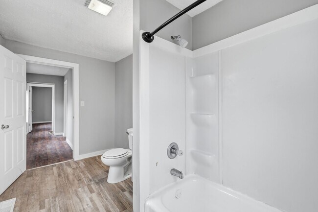 Building Photo - 1737 Terrace Ave