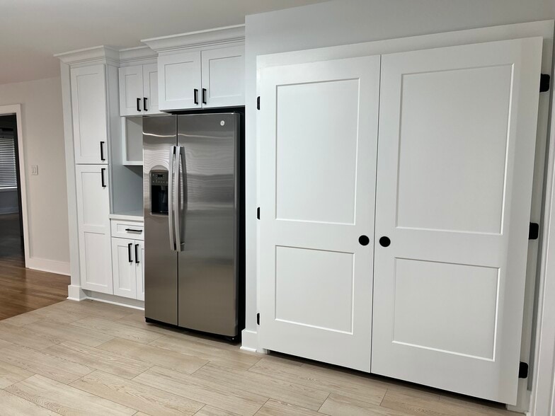 Building Photo - 3808 5th St