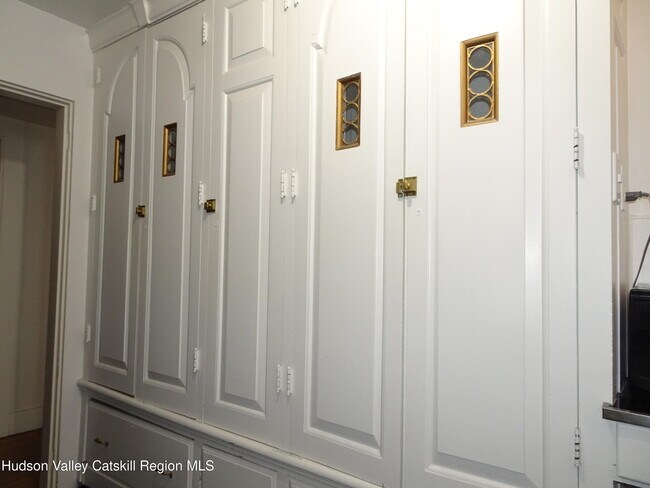 Building Photo - 549 NY-23B