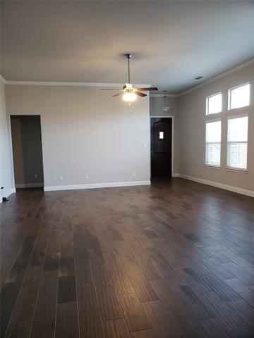 Building Photo - 940 Parkside Dr