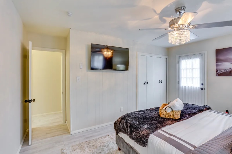 Building Photo - 4922 Westbranch Hwy