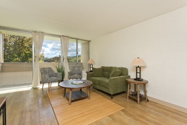 Building Photo - 2br/1ba/1pkg Apartment in Hokuahi Apartmen...