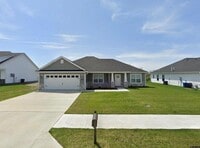 Building Photo - 2 720