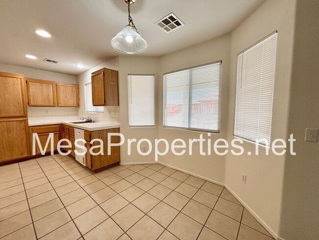 Building Photo - 14744 Delicious St