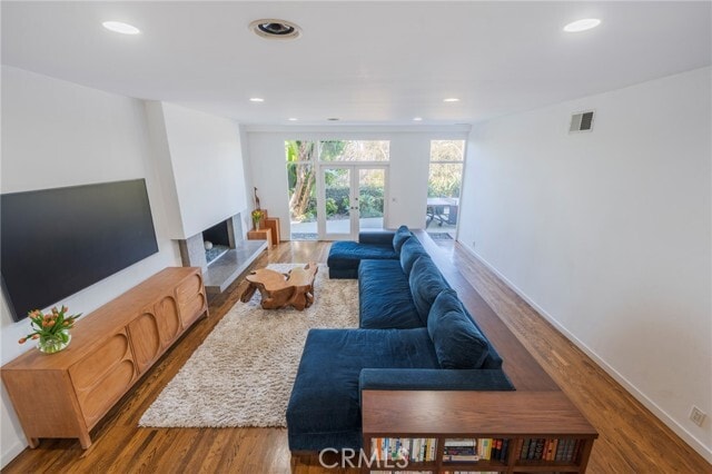 Building Photo - 2404 Laurel Ave