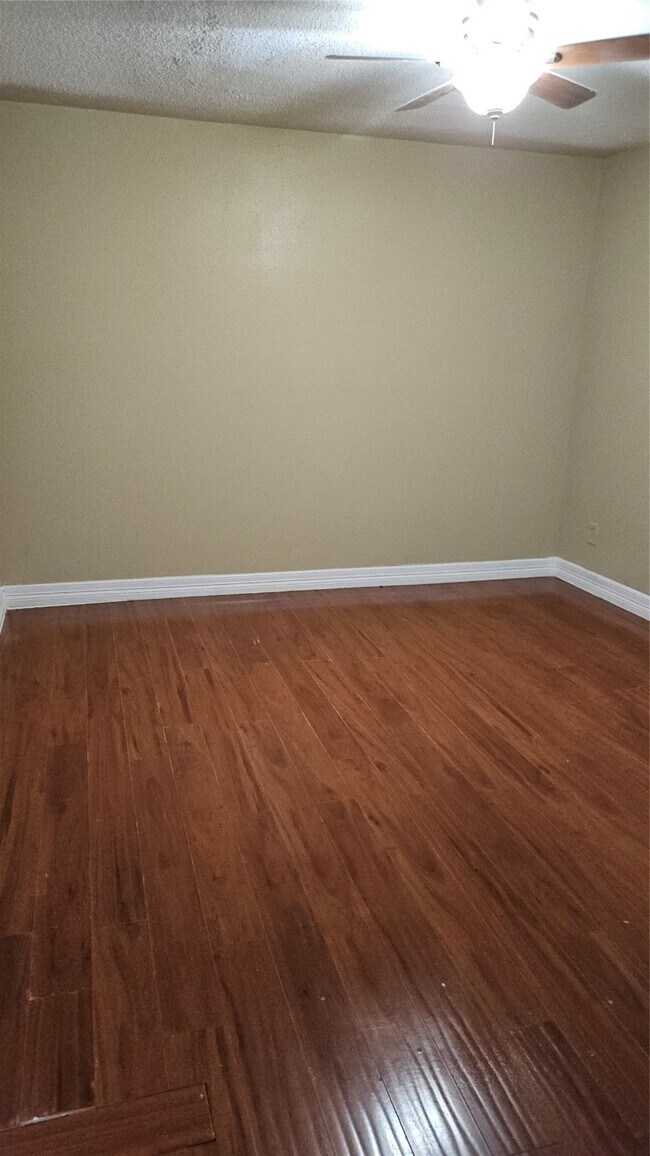 Building Photo - 12807 Villawood Ln
