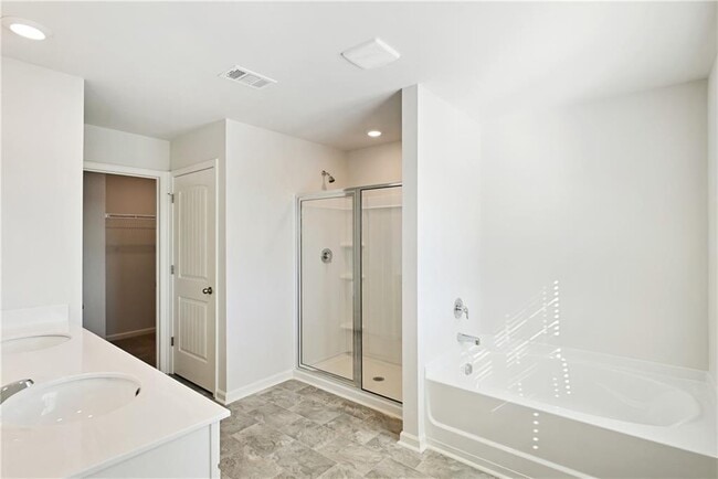 Building Photo - 70 Robinson Ridge