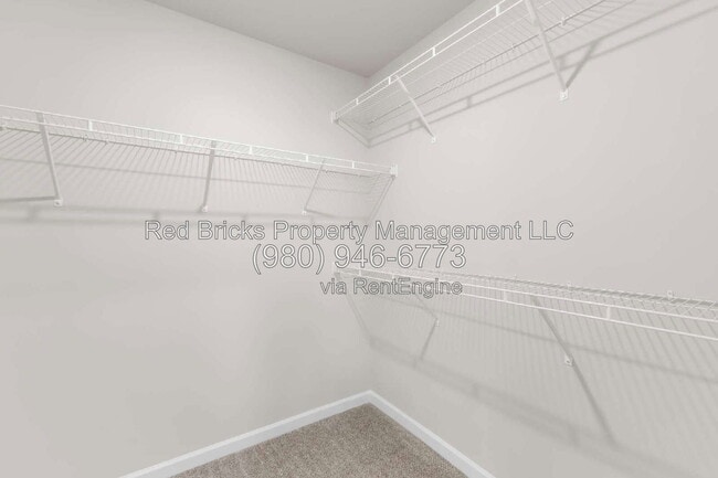 Building Photo - 7113 Stoney Wood Ln