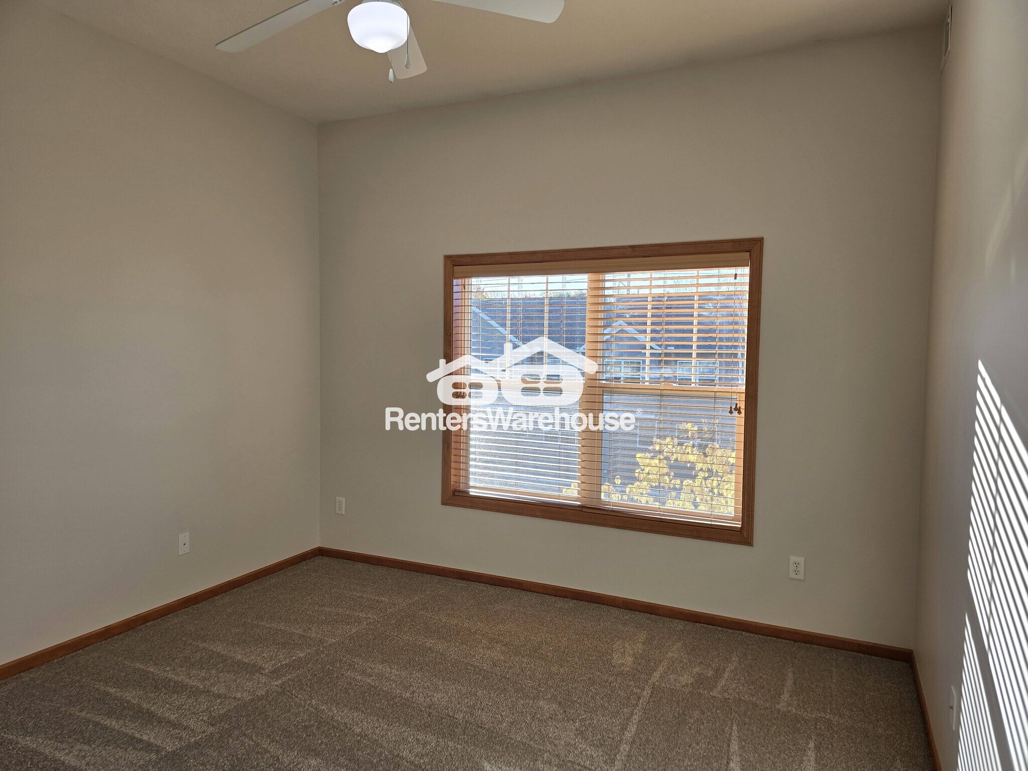 Building Photo - 9630 Independence Cir