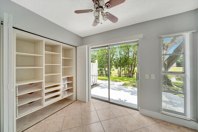 Building Photo - 11640 NW 39th St