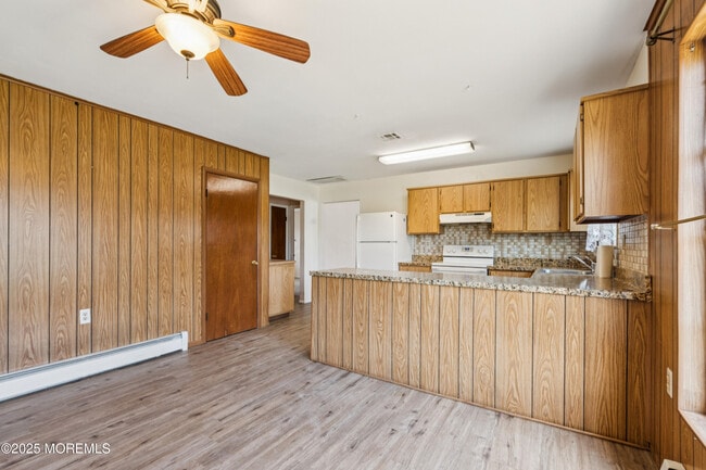 Building Photo - 202 Bonaire Dr