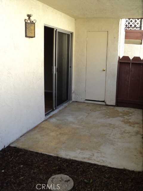 Building Photo - 23605 Golden Springs Dr