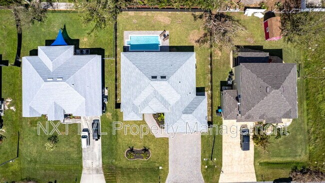 Building Photo - 1925 SW 3rd Terrace