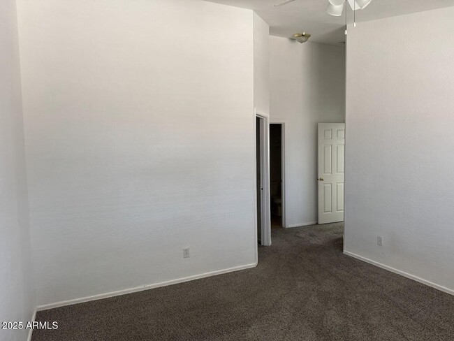 Building Photo - 8541 W Riley Rd