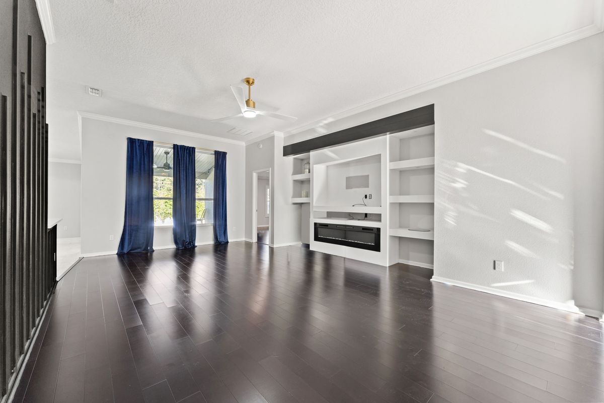 Building Photo - 16456 Tisons Blf Rd