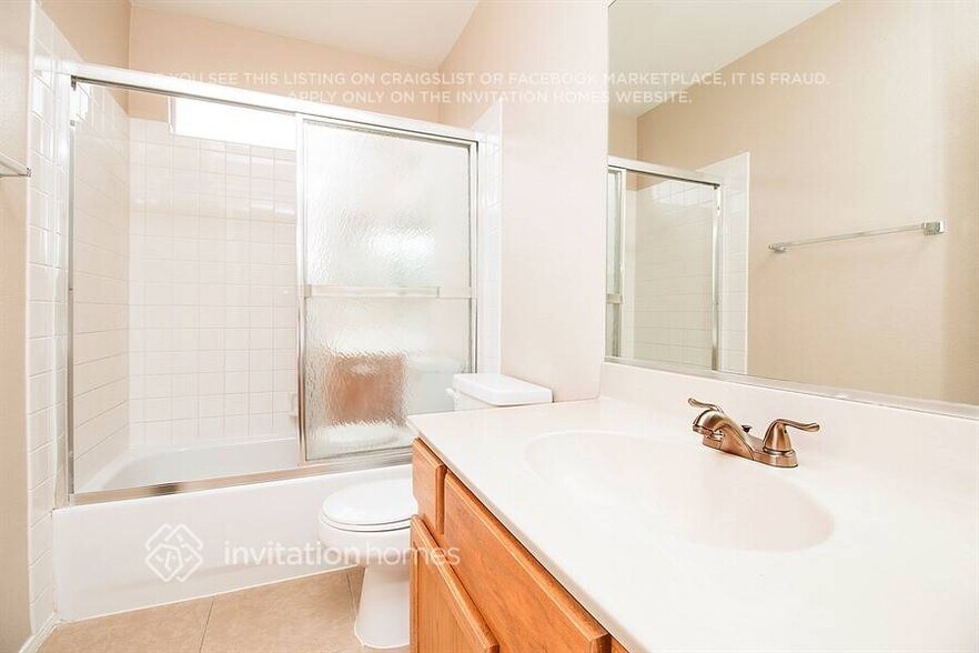 Building Photo - 1628 Sun Canyon Ct