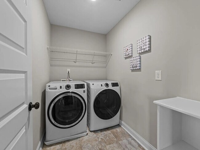 Building Photo - Earn Wealth While Leasing – Like a Homeowner – Lease to Own