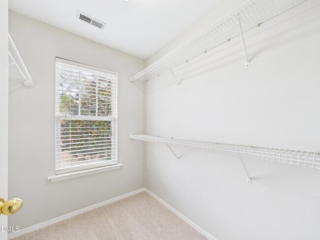 Building Photo - 302 Meeting Hall Dr