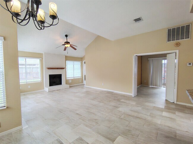 Building Photo - 4407 Waterfall Way