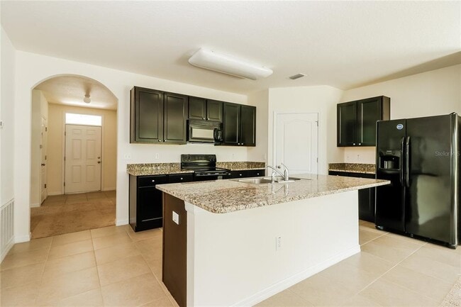 Building Photo - 4104 Bramblewood Loop