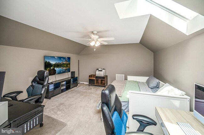 Building Photo - 15385 Windsong Ln