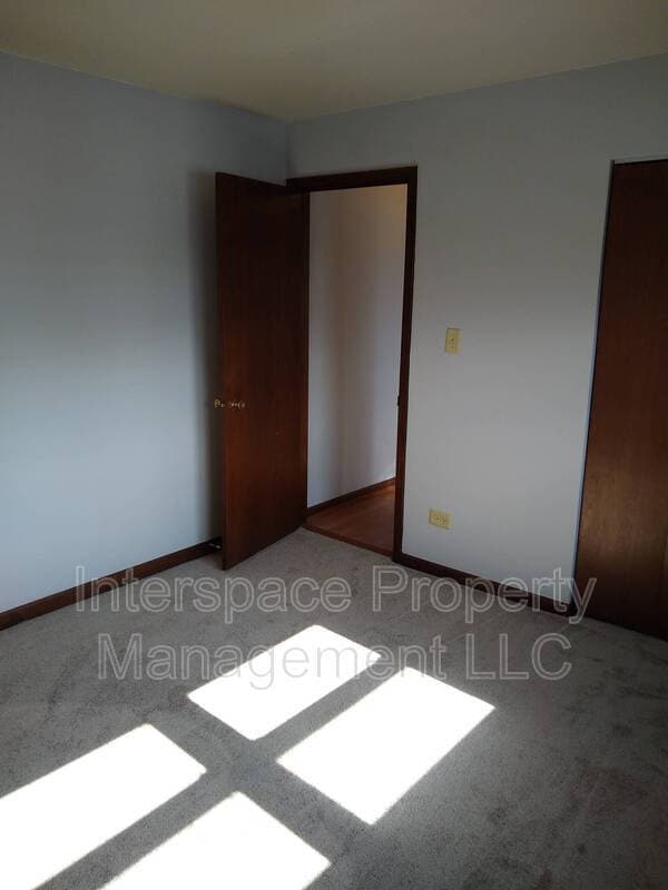 Building Photo - 7017 99th St