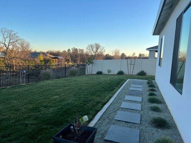 Building Photo - Custom 4 Bedroom + Office - Clover Creek Preserve