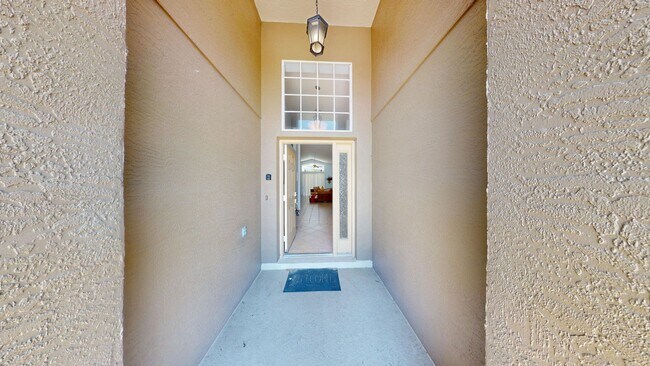 Building Photo - 4BR/ 3BA - POOL HOME    Highlands Reserve-...